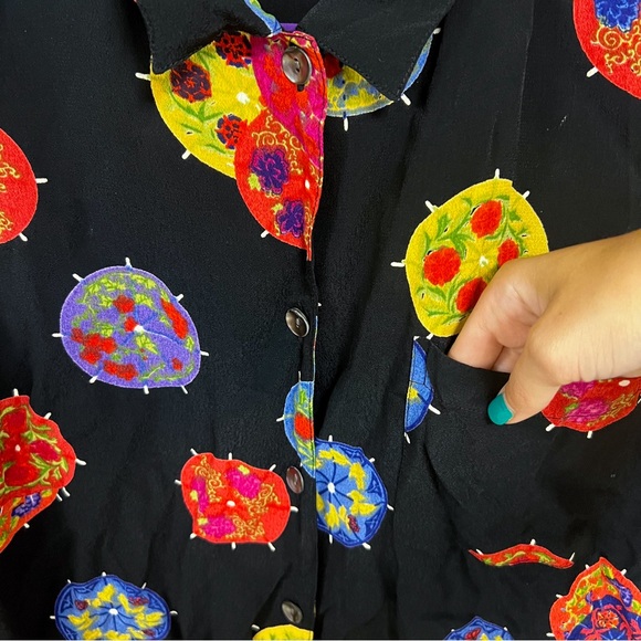 Chico’s Design women’s vintage paper parasols black raylon button up - Picture 2 of 5